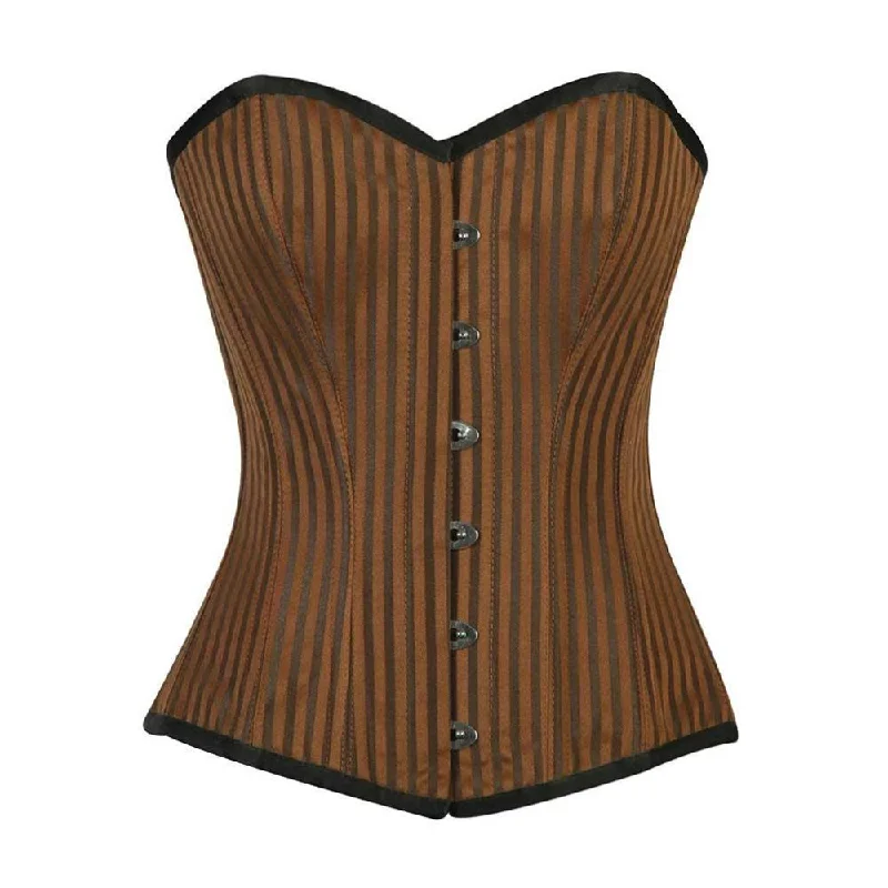 Burlesque - inspired bustiers for a performance lookFinnley Custom Made Corset