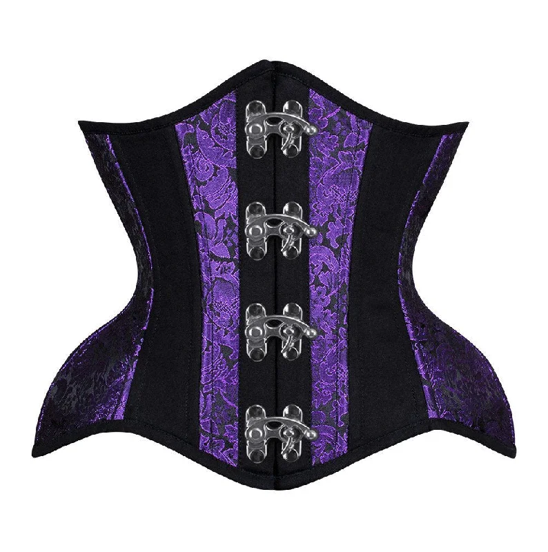 Burlesque - inspired bustiers for a performance lookPaityn Custom Made Corset