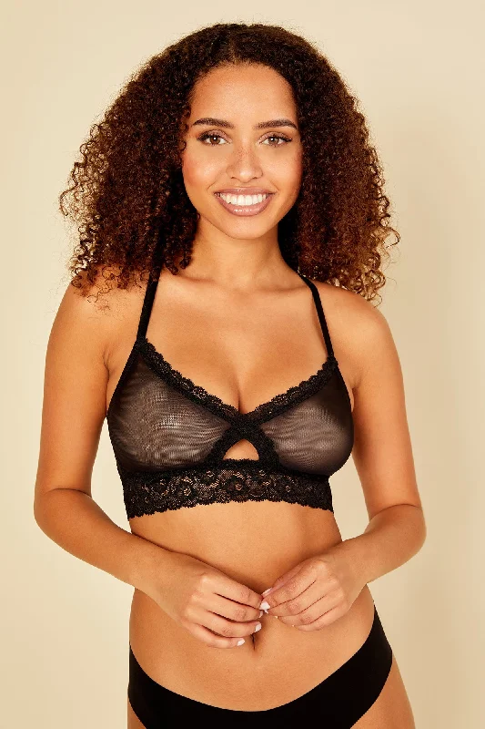 Women's geometric - patterned brasRacerback-Bralette