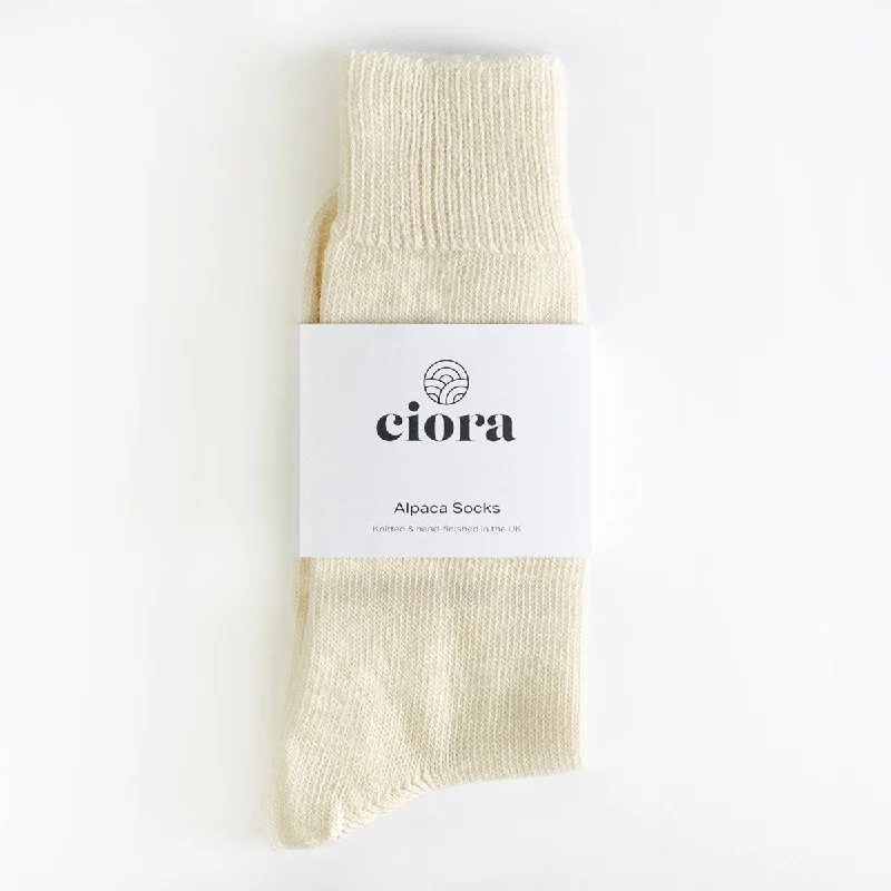 Women's anti - odor socks for long - day freshnessAlpaca Everyday Socks - Natural Undyed Cream