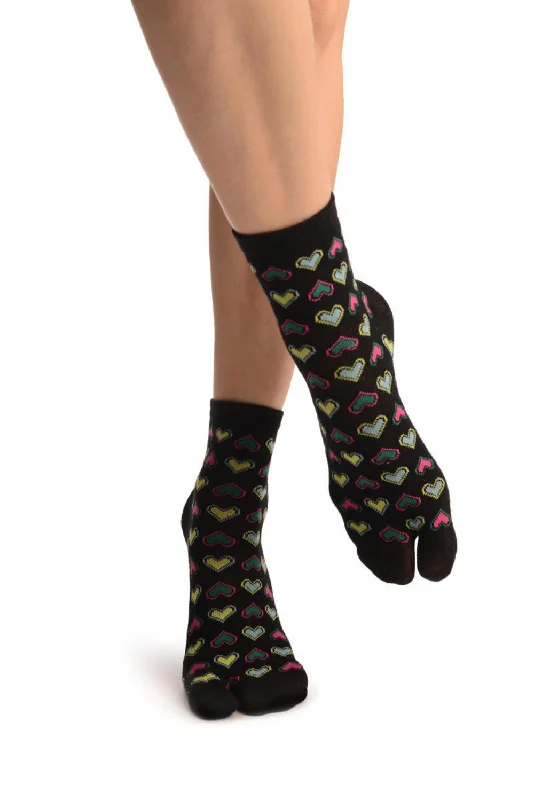 Women's adjustable - fit socks for a customized feelLittle Hearts On Black Japanese Ankle High Socks